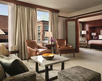 ذا ريتز-كارلتون جورجتاون، واشنطن ديسي - واشنطن د.ك. - غرفة معيشة