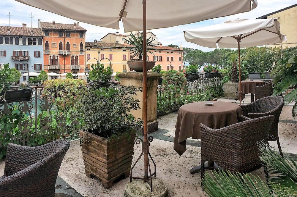 هوتل بيروسكافو