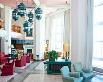 Hotel Apartamentos Trevenque - Monachil - Lobby