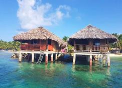 San Blas Islands - Private Cabin Over-the-Ocean + Meals + Island Tours - San Blas - Bâtiment
