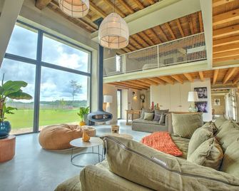 Exceptionnel farm house with pool and paddle court - Mareuil - Salon