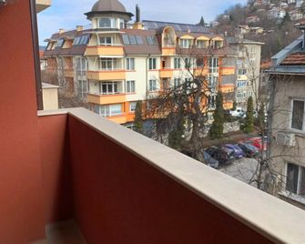 Lux Studio Gabrovo - Gabrovo - Balcon