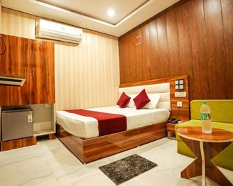 Shree Krishnam Residency - Vrindavan - Спальня