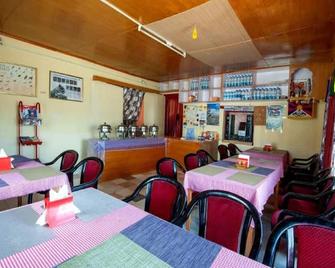 Tih Tsokar Eco Resort & Restaurant - Leh - Restaurante
