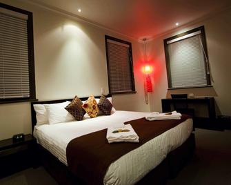 The Burwood Inn - Newcastle - Bedroom