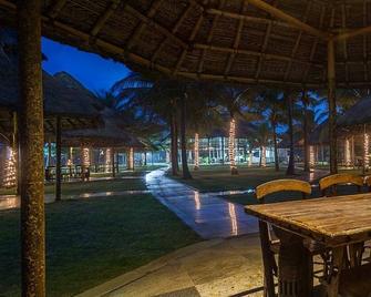 Chariot Beach Resort - Mahabalipuram - Byggnad