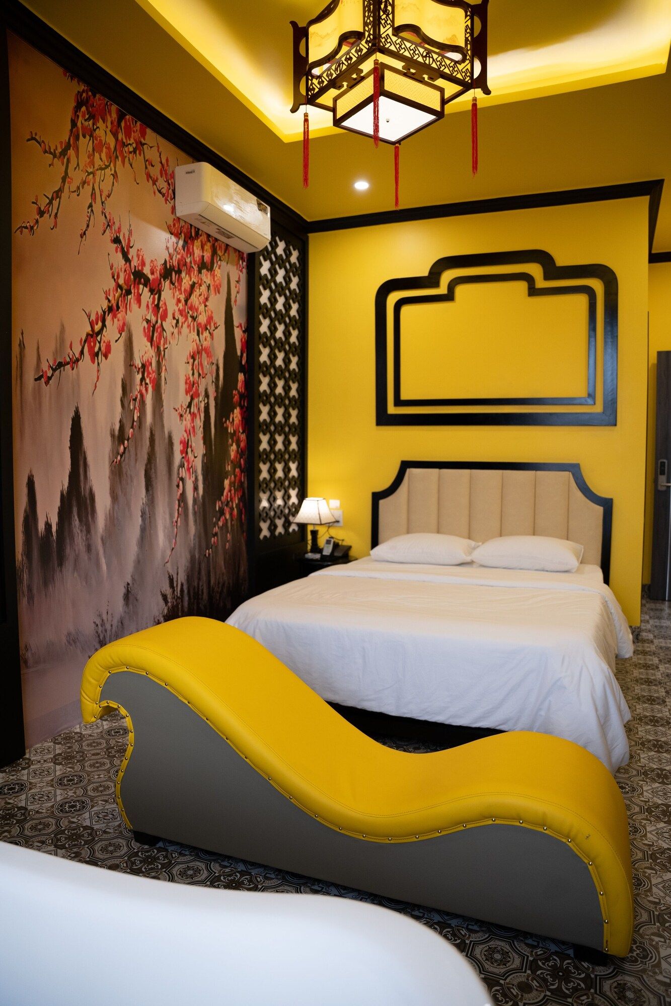 Tuyet Suong Hotel - Quang Ngai - Bedroom