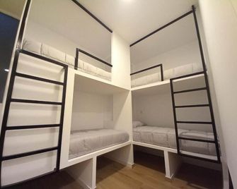 Beach & Arts Hostel Valencia - Valencia - Habitación