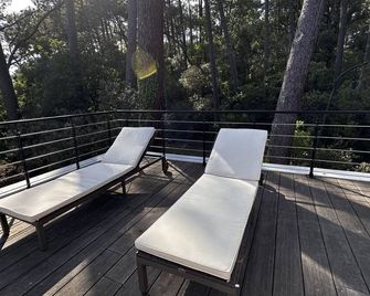 Villa Mimosa - Vue Exceptionnelle - Le Porge - Balcón