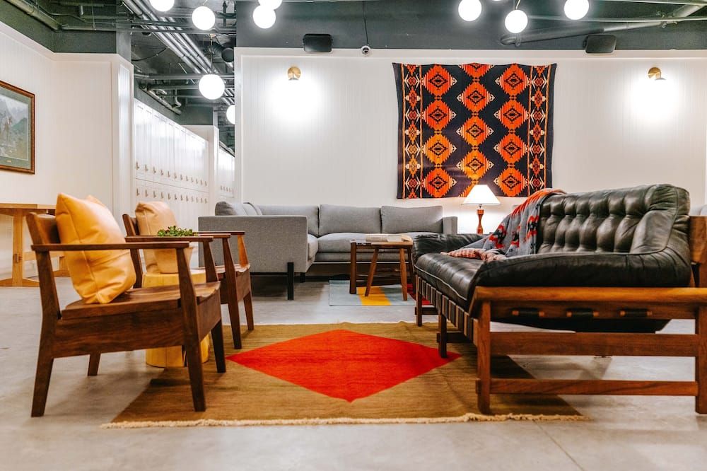 Cache House - ג'קסון - סלון