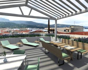 Alissachni Luxury Apartments - Derveni - Balcón
