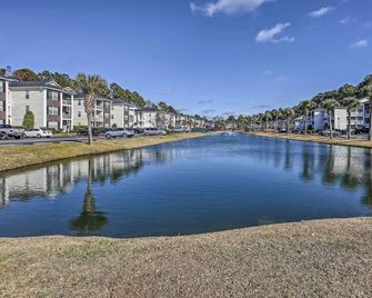 Swim, Golf & Relax: Resort Condo in Myrtle Beach! - Myrtle Beach - Vista del exterior