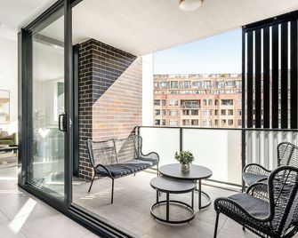 Pyrmont Apartments by Urban Rest - סידני - מרפסת