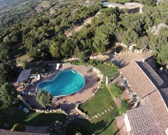 Villa Natura - San Pantaleo - Uima-allas