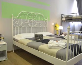 Hotel Bella Vita - Rome - Bedroom