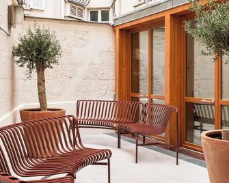 New Hotel Opera - París - Patio