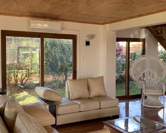 Teanehi Bed & Breakfast - Hanga Roa - Sala de estar