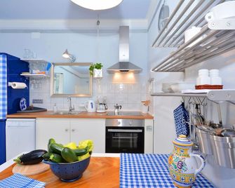 Apartment Pepica - Postira - Κουζίνα