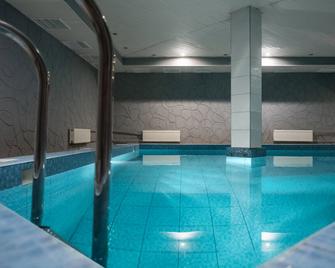 Wesendorf Vdnh - Moscú - Piscina