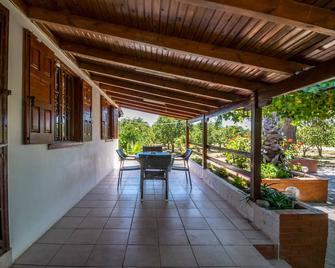 Skala Cottage holiday under the sun - Gytheio - Patio