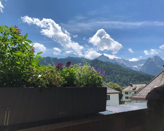 Hotel Garni Alpengruss - Garmisch-Partenkirchen - Udsigt