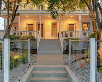 Historic Downtown Marble Falls- 2 Suite Combo 13 - Marble Falls