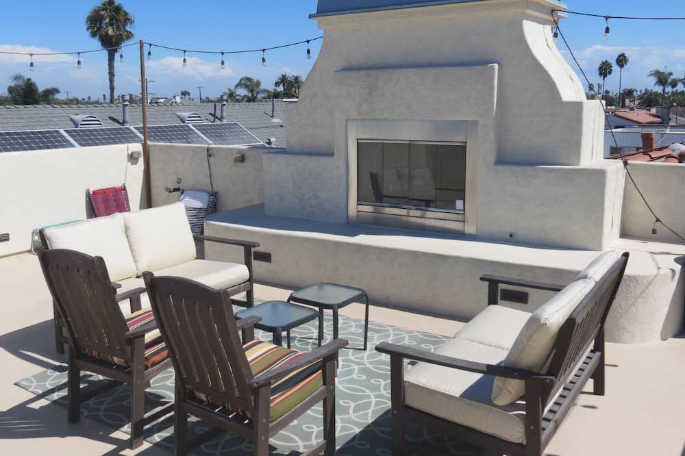 Lovely Apartment Steps From The Beach. - לונג ביץ' - מרפסת