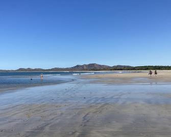 Pierre And Colors Tamarindo Adults Only - Tamarindo - Playa