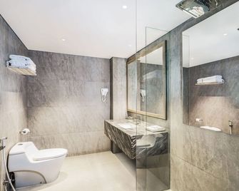 Swiss-Belcourt Lombok - Praya - Bagno