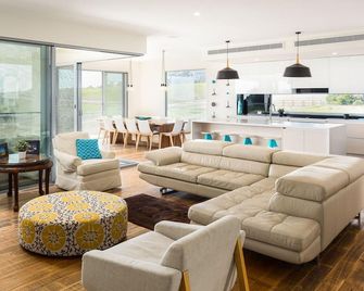 Ocean Breeze - San Remo - Sala de estar