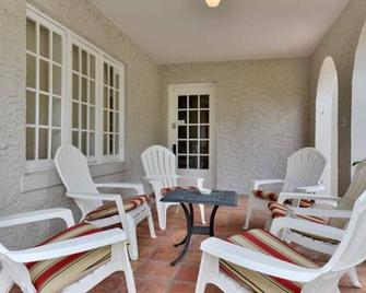 Cozy Historic Relaxinn Close To Fl Everglades - Homestead - Patio