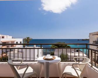 Bossa Bay - MC Apartments Ibiza - Ibiza by - Balkong