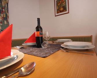 Apart Alpina - Pettneu Am Arlberg - Essbereich