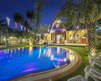 Greenview Resort - Nakhon Nayok - Piscina