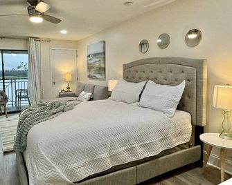 Waterfront Workspace Studio | Sunset Balcony | Golf Community | Saddlebrook | Optional Amenities - Wesley Chapel - Slaapkamer