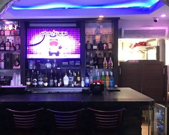 Starz Hotel - Saint Thomas - Bar