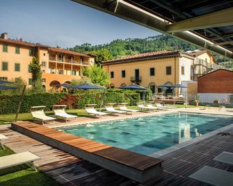 Park Hotel Regina - Bagni di Lucca - Басейн