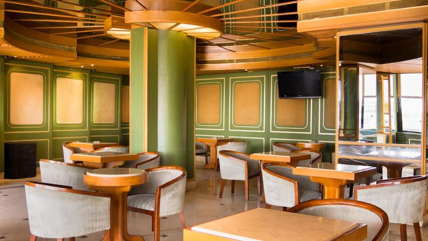 Plaza Hotel Alexandria