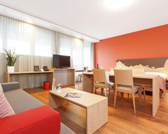 Swissever Hotel Zug - Cham - Salon