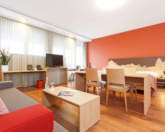 Swissever Hotel Zug - Cham - Вітальня
