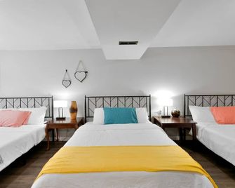 Cozy & Safe - 6 beds - mins from shopping &stores - Fenton - Bedroom