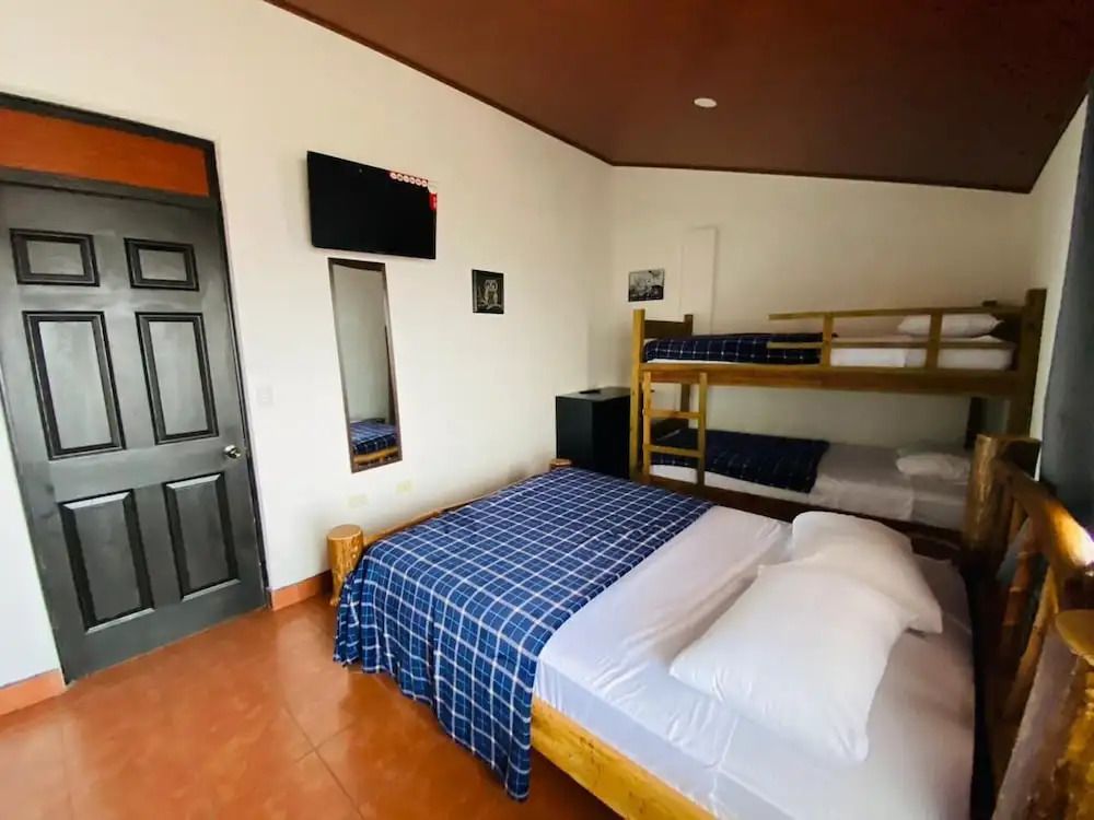 Hostal 17-52 - גוואטמלה סיטי