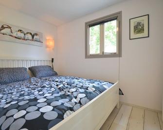 Modern Bungalow in North Brabant With a Swimming Pool - Baarle-Nassau - Habitación