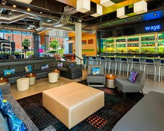 Aloft Milwaukee Downtown - Milwaukee - Bar