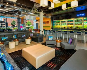 Aloft Milwaukee Downtown - מילווקי - בר