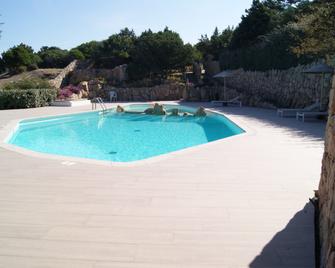 Case Della Marina - Porto Cervo - Bazén
