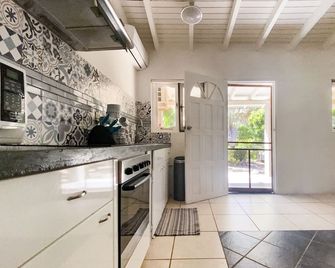 Casalina Garden 2 blocks to Palm Beach & Kitesurfing school - Noord