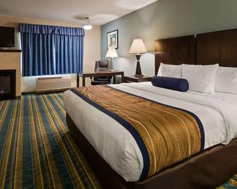 Best Western PLUS Berkshire Hills Inn & Suites - Pittsfield - Slaapkamer