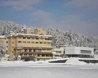 Hotel Kinomezaka - Minamiuonuma - Budova