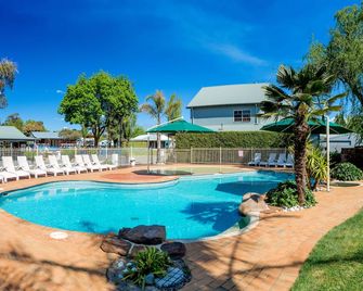 Nrma Ballarat Holiday Park - Ballarat - Piscina